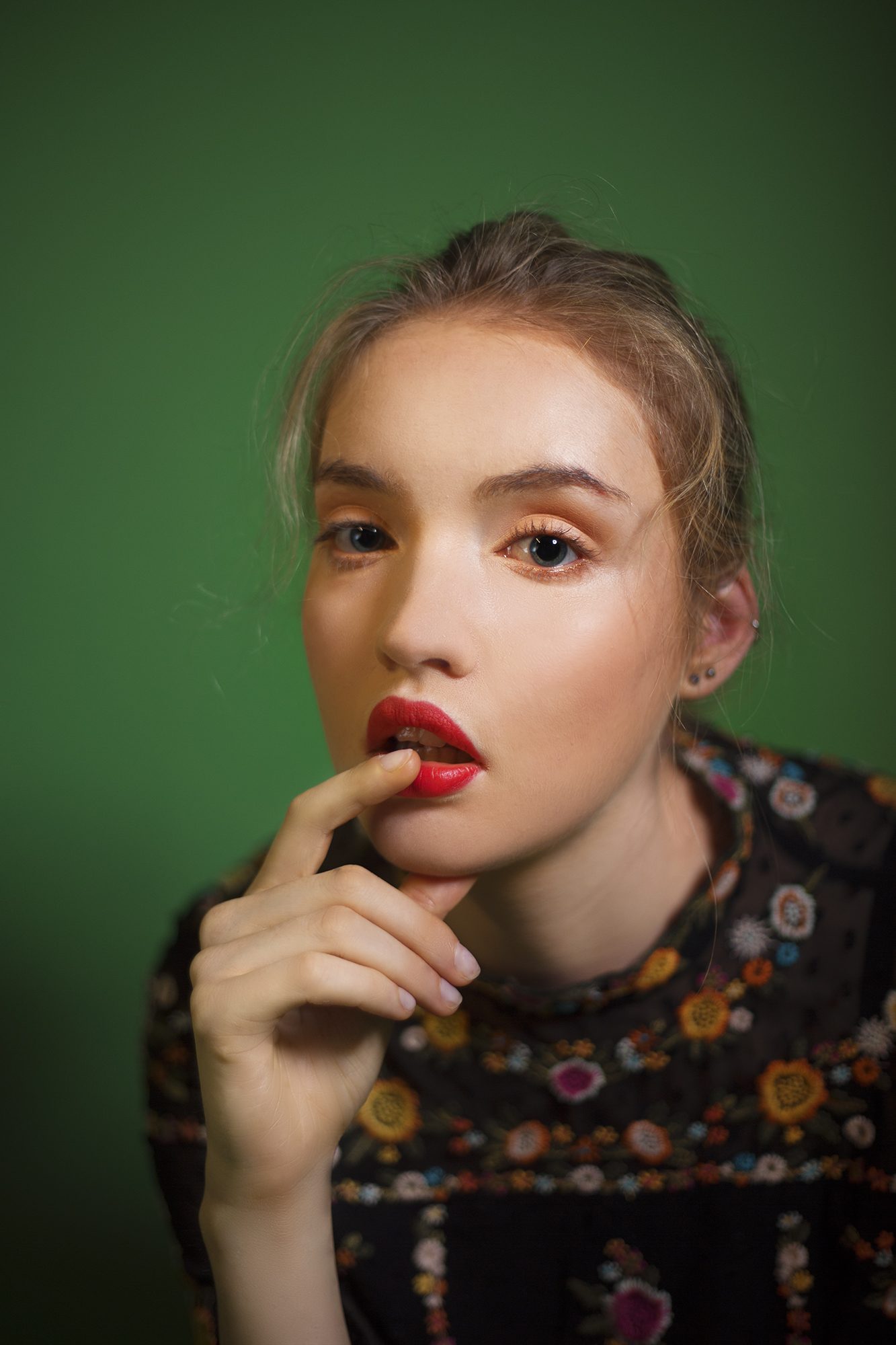 blonde valentino russian ukrainian folk zara valentino red lips studio laura one nancy morris kat terek fashion beauty photography bohenian boho greenery slavic polish